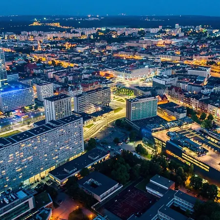 Urban Global Skyline 18th Floor No 02 Free Garage, Self Check-in, No Deposit Apartament Katowice