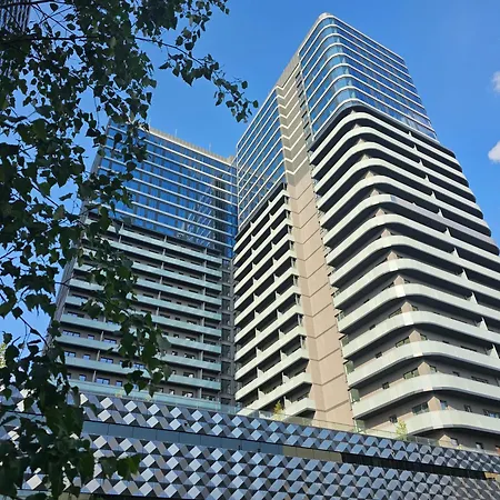 Apartment Urban Global Skyline 18th Floor No 02 Free Garage, Self Check-in, No Deposit