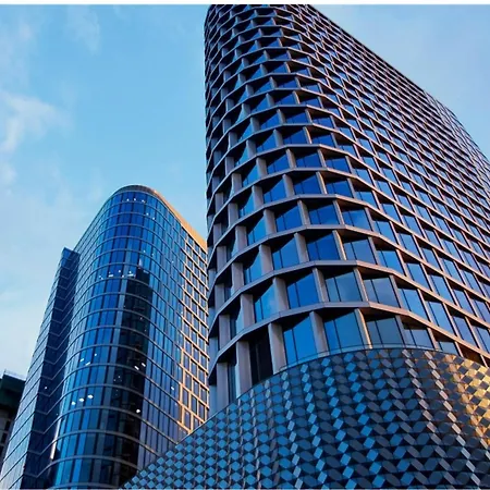 Апартаменты Urban Global Skyline -18th Floor No 02 - Air Condition - Free Garage