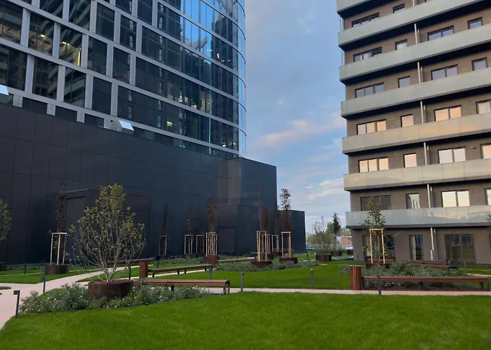 Urban Global Skyline 18th Floor No 02 Free Garage, Self Check-in, No Deposit * קטוביץ