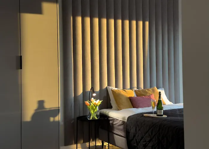 דירה Urban Global Skyline 18th Floor No 02 Free Garage, Self Check-in, No Deposit *